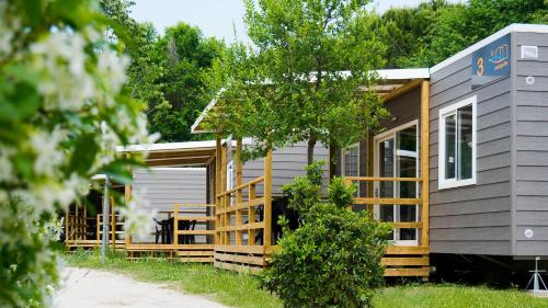 A szálláshely kívülről, New Campsite in Cesenatico Camping Village in Zadina Pineta
