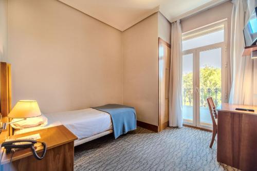 1 twin bed