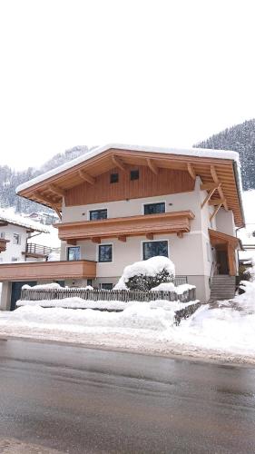  Hoamatl, Appartement in Tux