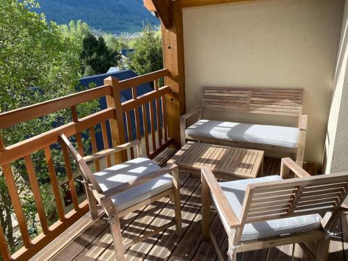 Charmant T4 duplex vue montagne in Ludenvjēla