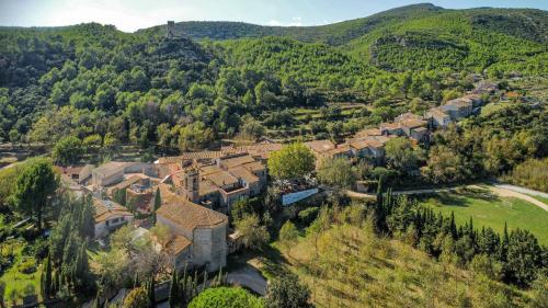Kilátás, Majordoms - Cal Sabater in Boadella i les Escaules