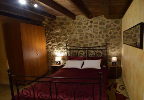 Paliokastro Guesthouse - image 7