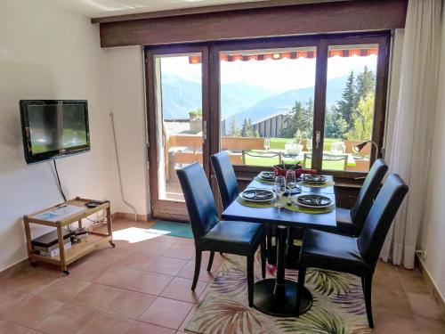Apartment Terrasse des Alpes 2006 by Interhome in Crans-Montana, Schweiz
