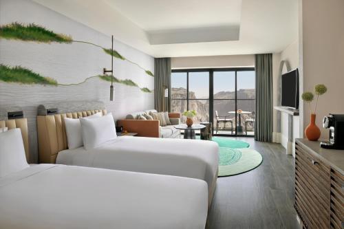 2 twin beds