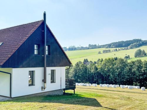 Holiday Home Green Valley Park Stárkov 19 by Interhome (Holiday Home Green Valley Park Starkov 19 by Interhome) in Stárkov