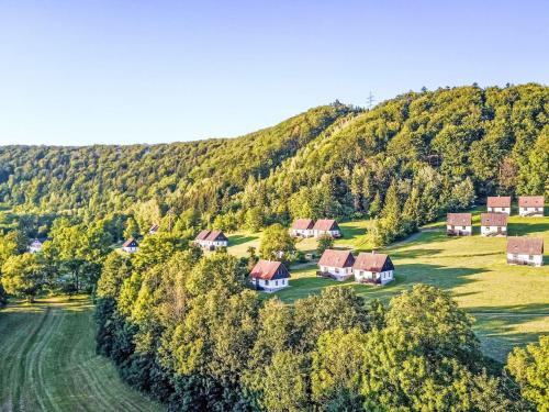 Holiday Home Green Valley Park Stárkov 19 by Interhome (Holiday Home Green Valley Park Starkov 19 by Interhome) in Stárkov