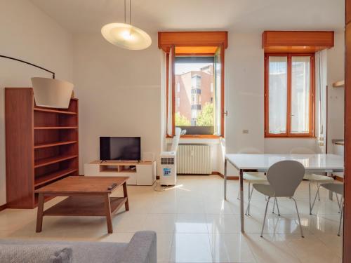 Xenia Apartments - Classical Suite in Central Station, Milán