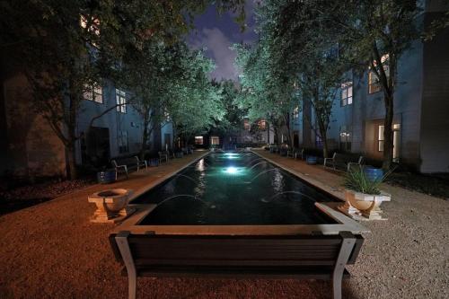 The Artemis - 1 Bd Apt near JSC in Houston, USA