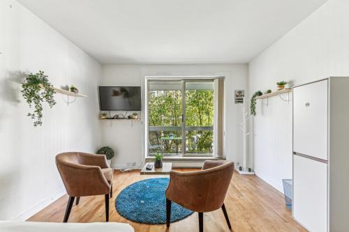 Chic studio Champs-élysées, Paris
