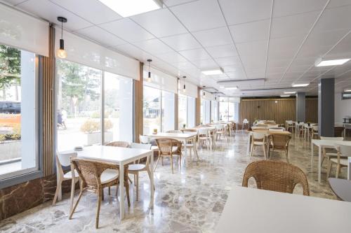 餐飲選擇, Alda Cabanas Playa in 卡瓦尼亞斯