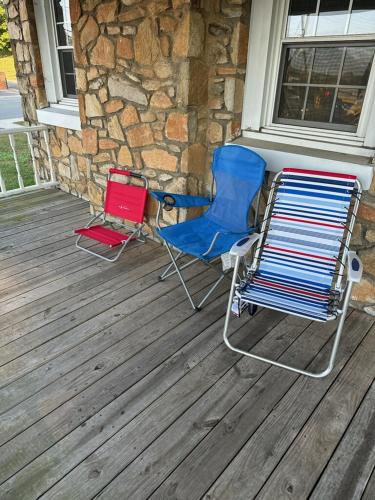 The Rock House Rooms in Jonesville, USA