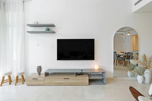 DAYF-ALI City's Heart Chic 1 BR Huge Terrace and Great Access, Dubai (photo 7)