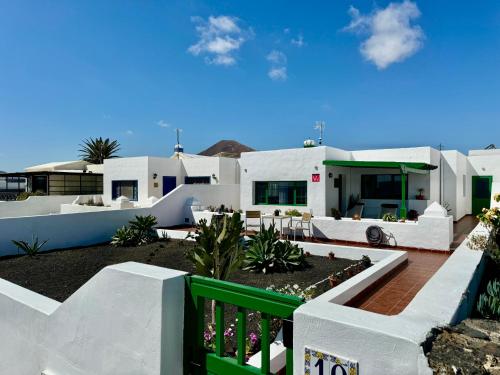 Casa Riadero by Vulcano Homes 3