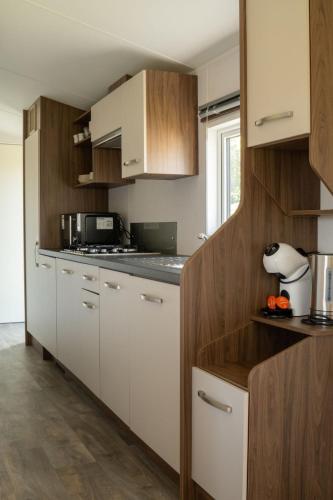 Holiday Home Sunset by Interhome in Tholen