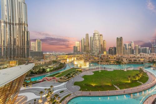 Elegant Retreat with Stunning Burj Khalifa Views, Дубай (фото 4)