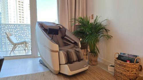 Private Spa 1BR Biophilic Retreat With Beach Access & Infinity Pool, Dubai (Foto 8)