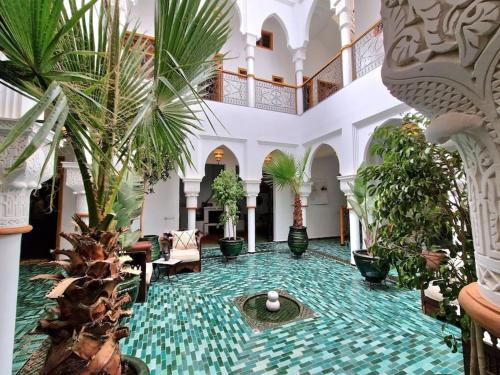 Riad LakLak Nouvelle 400m2 mit Pool in der Medina