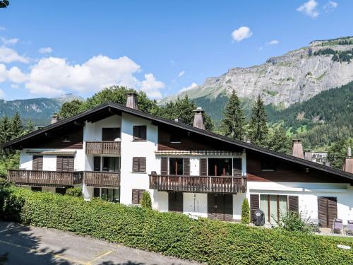 Apartment Villa Waldpark by Interhome in Flims, Schweiz