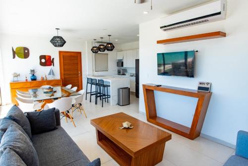 Fantastic beachfront Penthouse for 10 guests in Chicxulub, Mexico
