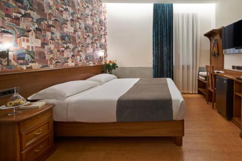 Hotel Ala (Adults Recom'd) - image 14