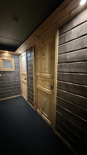 Lumi Guest House Room Type - Economy Twin Room