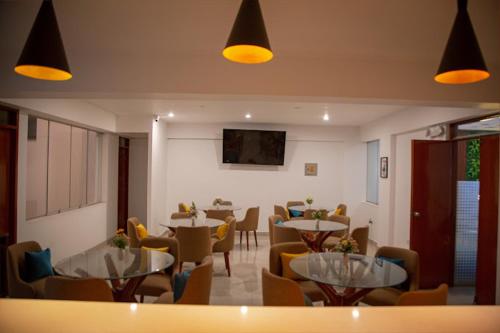 HOTEL SUDAMERICANA INN in 塔克納