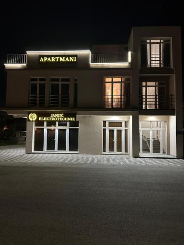Janjić Apartmani (Janjic Apartmani) in Karakaj