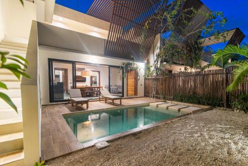La Veleta Getaway at ASANA LEAF House Sleeps 12 in Tulum, Mexico