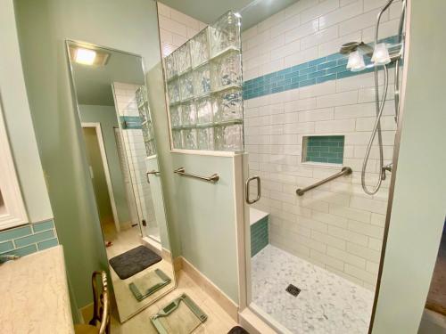 Private Beach Pool Table HUGE views gas grill