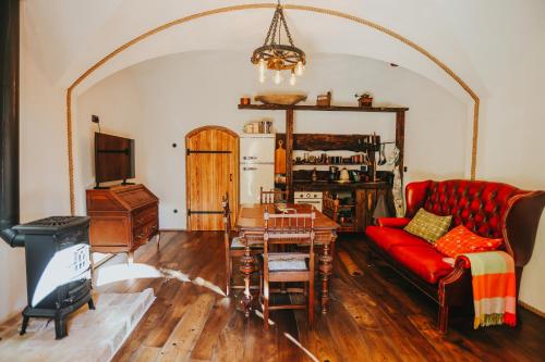 Hobbit house in Tīnūži