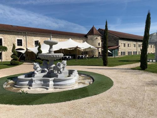 Les Dépendances du Château Chapeau Cornu Hotel de charme Trept