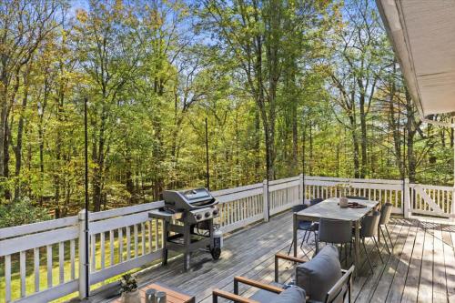 Pennsylvania Ave Catskill Retreat by Summer in Palenville, USA