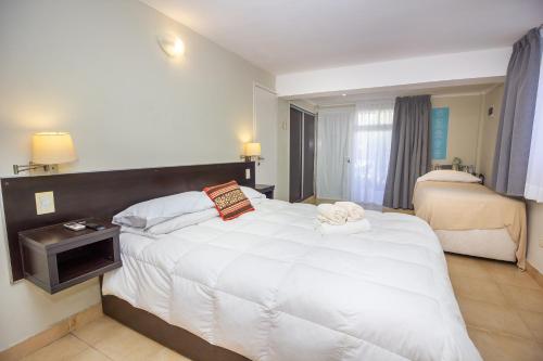 Classic Triple Room image 3