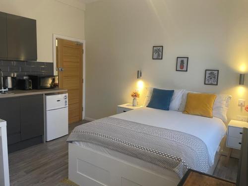 Grays Inn Road - Room 2, Londýn
