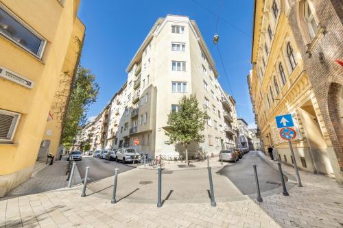 Georgina apartment - image 5