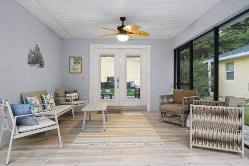 Home Walk to Beach, Biking,Golf,Games, Firepit in Palm Coast, USA