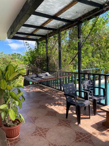 Bliss By The Sea - Beach Front Villa with Private Pool in Treasure Beach