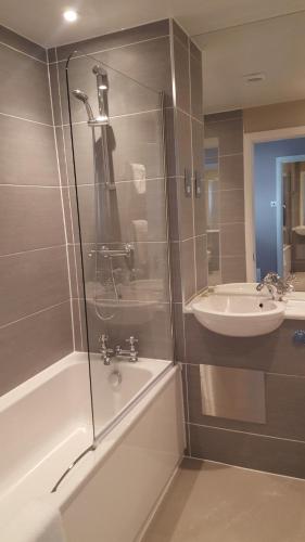 Double Room with Sea View image 1