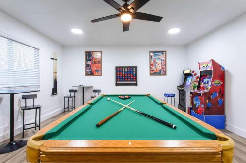 Spacious 5 BR Home with Games and Spa, Las Vegas (foto 4)
