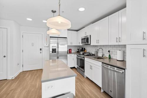 Prime 3 Bedroom Loft Only 25 Mins to Soho NYC