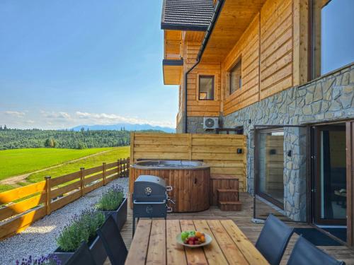 LK Mountain Residence domki i segmenty z prywatnym jacuzzi, sauną i widokami na góry i jezioro (LK Mountain Residence domki i segmenty z prywatnym jacuzzi, sauna i widokami na gory i jezioro) in Falsztyn