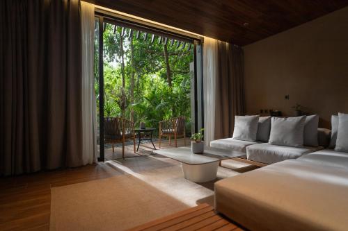 Piece Lio from Japan Managed by H Hospitality Group