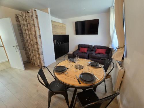 Зручності, L'ancienne ferme du château entre Paris et Disney (L'ancienne ferme du chateau entre Paris et Disney) in Клолюжьян