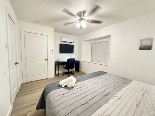 1BR and 1BA Apartment in Houston A Getaway Near Universities Museums and Park in Houston, USA