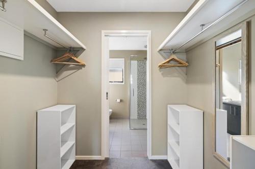 Three-Bedroom Apartment image 4