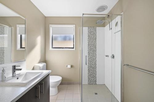 Three-Bedroom Apartment image 2