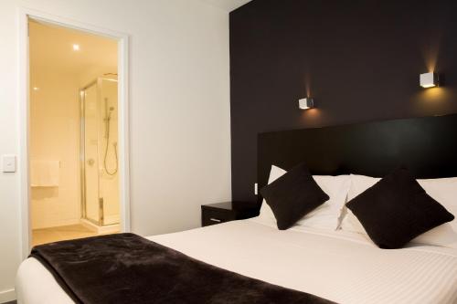 Richmond Central Apartments - image 3