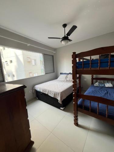 Apto Tombo Guaruja 2quartos pe na areia e vaga near Quiosque Dinho's