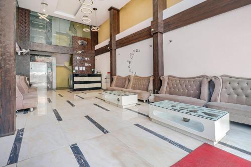 Collection O 29 Church's Inn Near Cubbon Park – Bangalore, MN