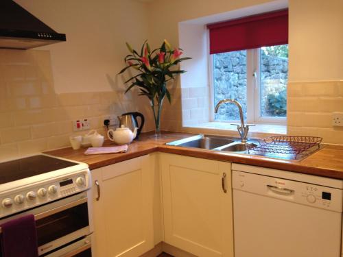 Cocina, Silhouette Cottage in Worcestershire
